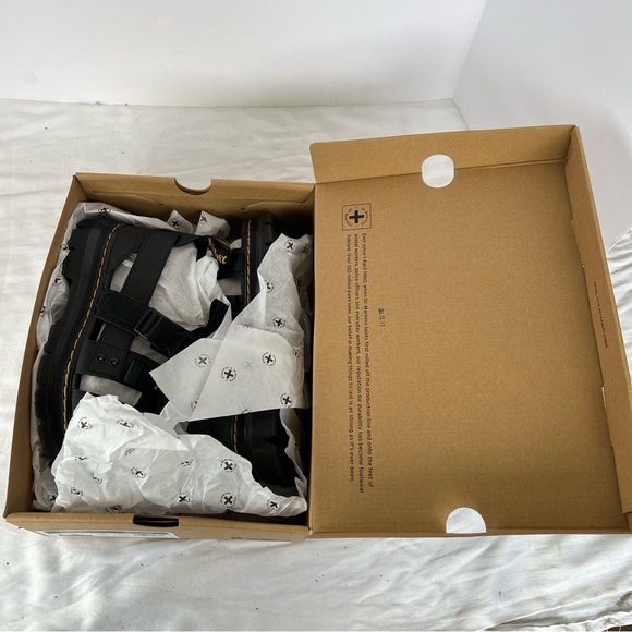 NIB DR MARTENS 8 PEARSON SANDAL - Picture 4 of 7